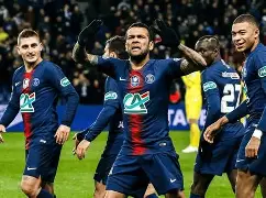 巴黎圣日耳曼法甲战胜尼斯姆巴佩点射命中的简单介绍